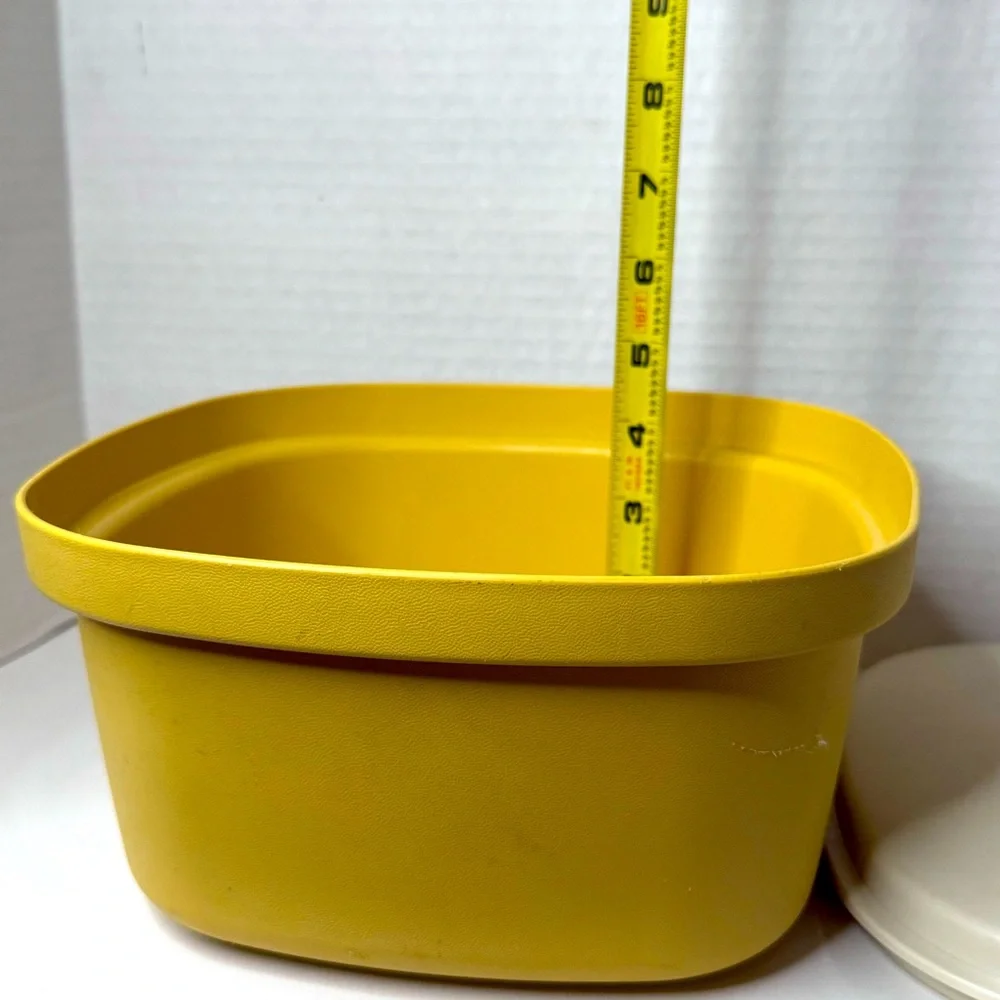 VTG Tupperware Harvest Gold Microwave Steamer 888-9‎ * NO STEAMER BASKET*
